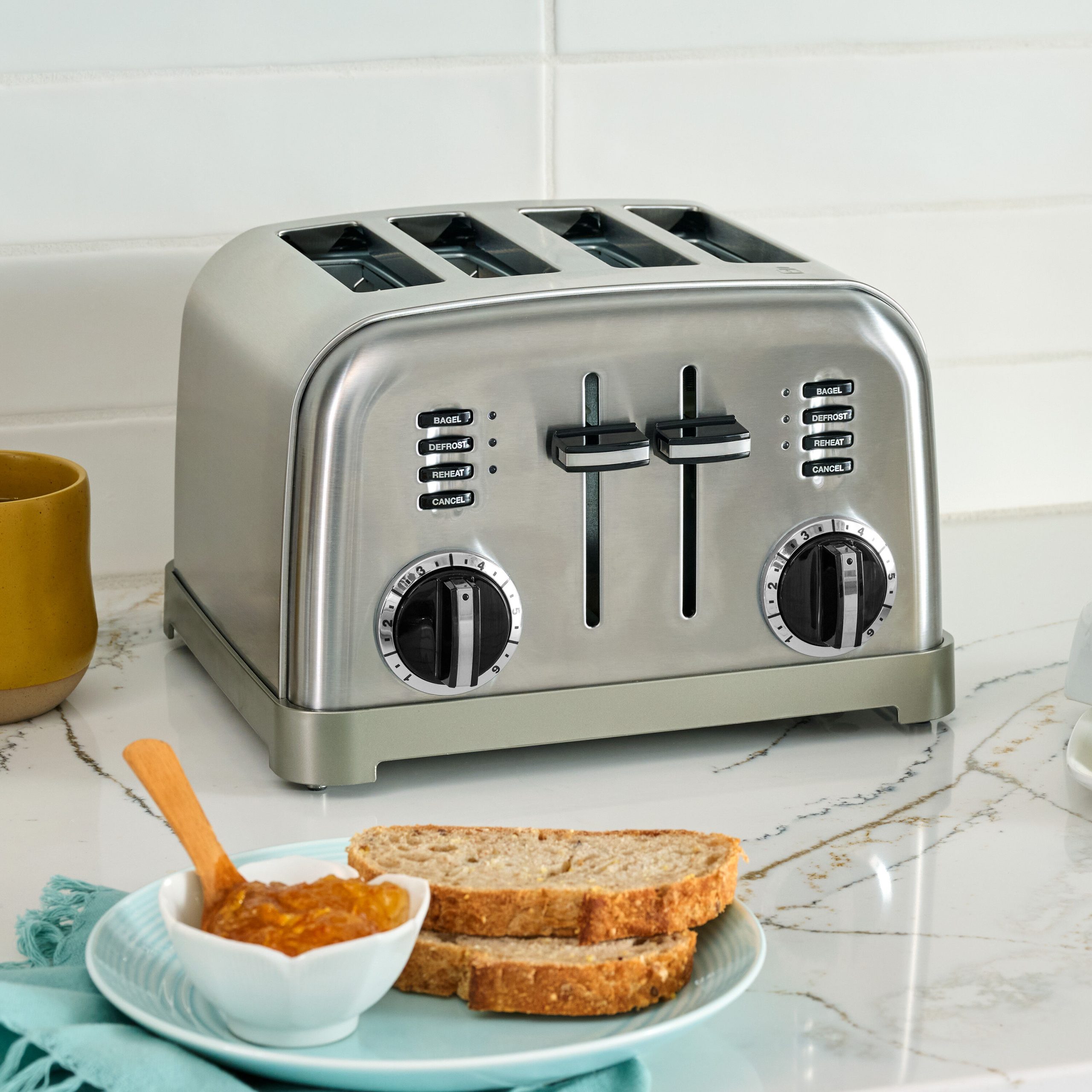 4 Slice Metal Classic Toaster - Image 2