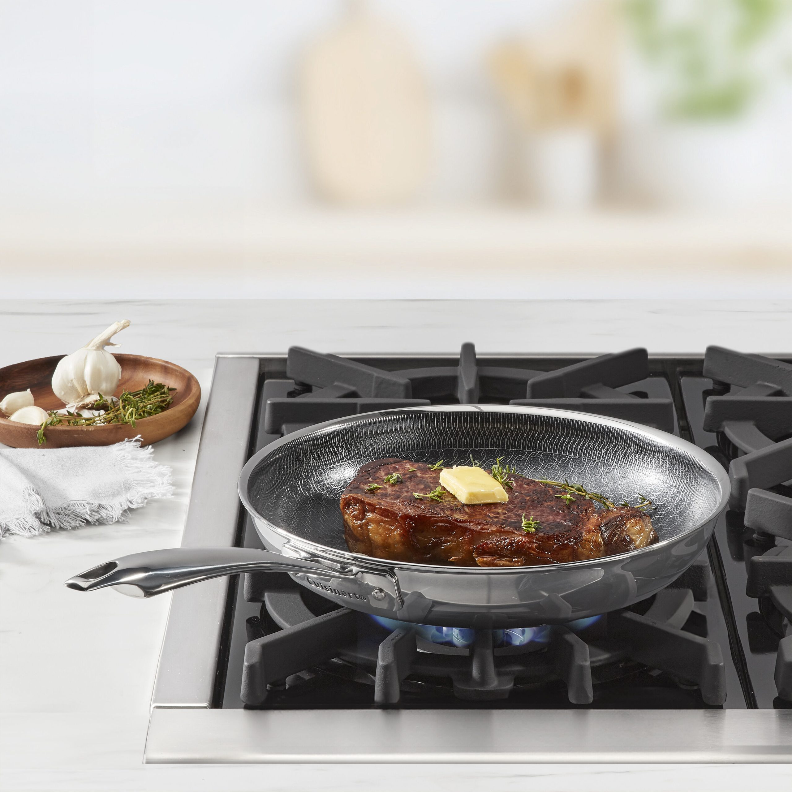FusionElite+™ Hybrid Tri-Ply Stainless Steel 10" Skillet - Image 2