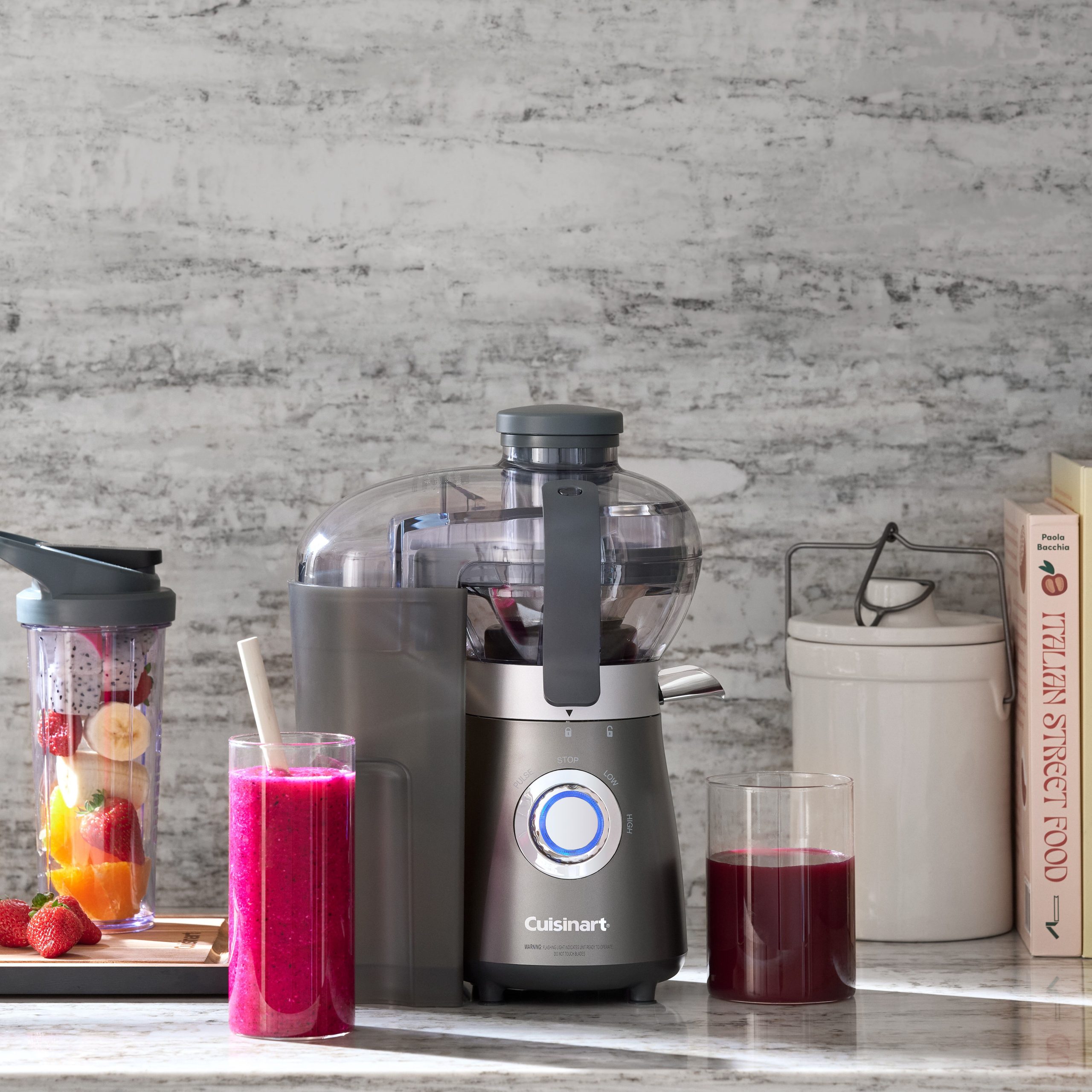 Discontinued Compact Blender and Juice Extractor Combo - Image 2