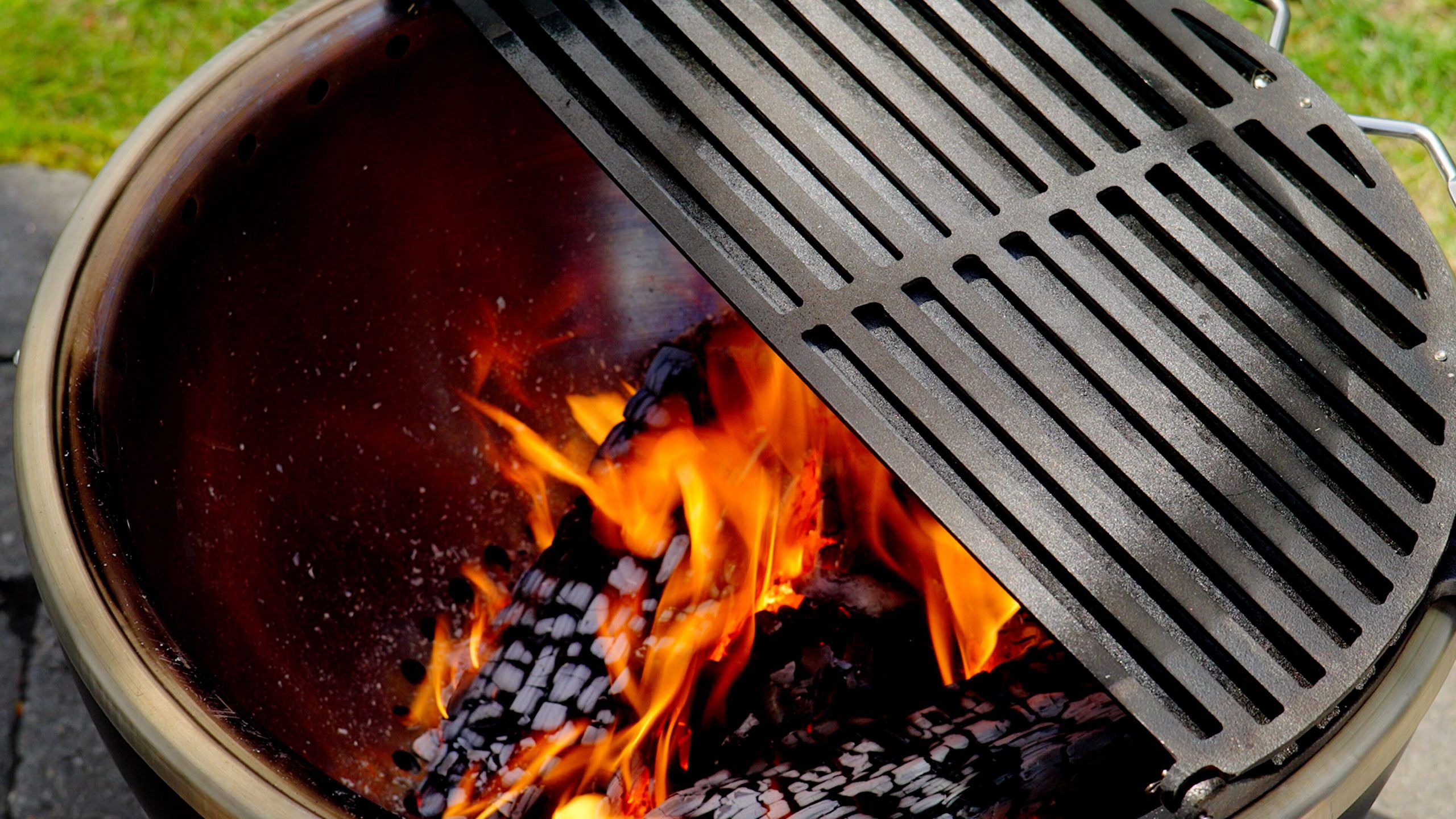 Cleanburn Fire Pit Griddle & Grill Top - Image 8